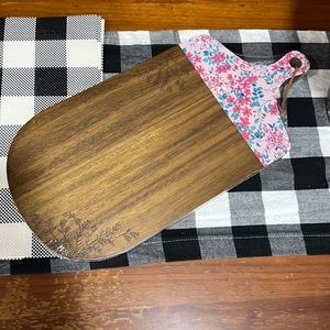 NWT Pioneer Woman Pretty Posies Charcuterie Board